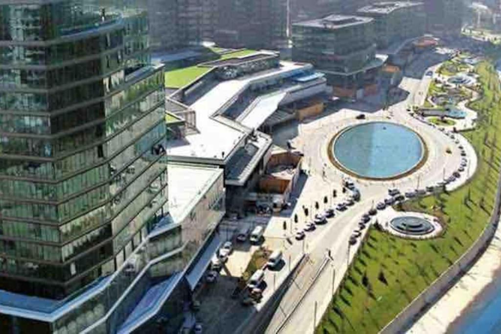 Highest Luxury Tower Skyland Studio Skyline View Daire İstanbul